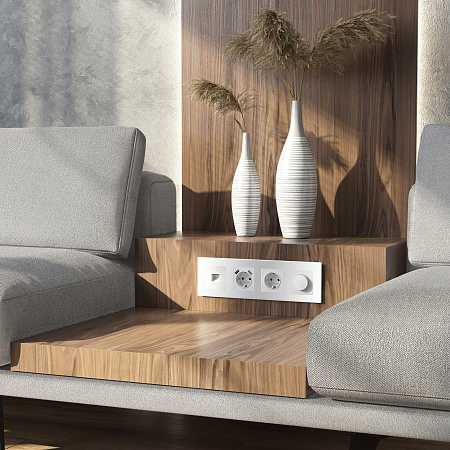 Рамка на 4 поста Werkel Senso белый стекло soft-touch W0043101 Рамка на 4 поста Werkel Senso белый стекло soft-touch W0043101