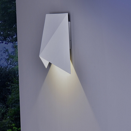 Уличный настенный светодиодный светильник Mantra TRIAX 6526 Уличный настенный светодиодный светильник Mantra TRIAX 6526