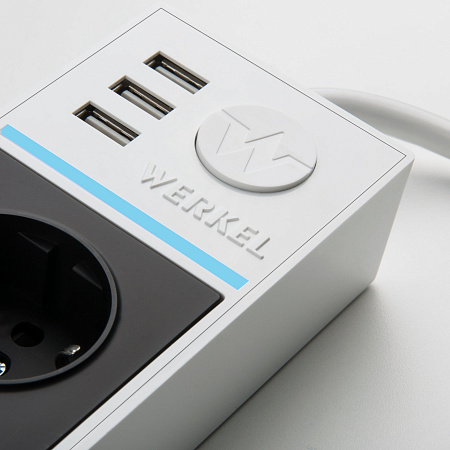 Розеточный блок 4-х местный + 3 USB Werkel WL20-04-03 белый/черный a041432