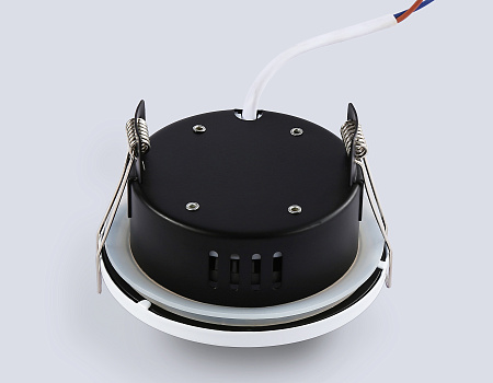 Светильник встраиваемый Ambrella light TN6630 Светильник встраиваемый Ambrella light TN6630