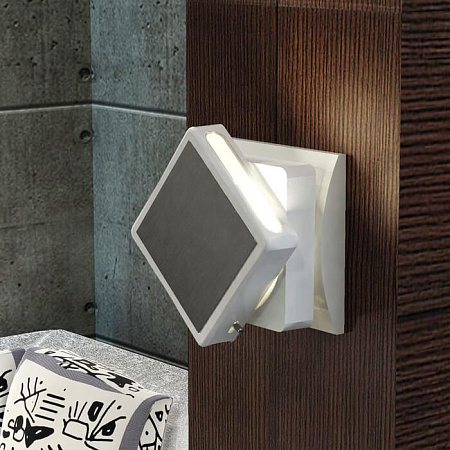 Настенный светильник Novotech Night Light 357320 Настенный светильник Novotech Night Light 357320