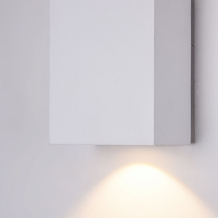 Архитектурный светодиодный светильник Maytoni Times Square O581WL-L6W Архитектурный светодиодный светильник Maytoni Times Square O581WL-L6W