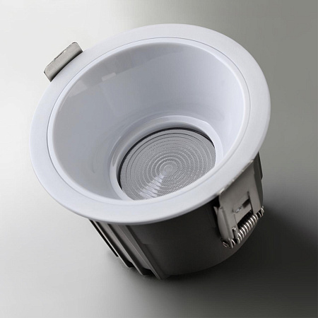 Светильник встраиваемый светодиодный Novotech LANG 359428 Светильник встраиваемый светодиодный Novotech LANG 359428