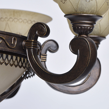 Люстра потолочная Chiaro Айвенго 382012812 Люстра потолочная Chiaro Айвенго 382012812