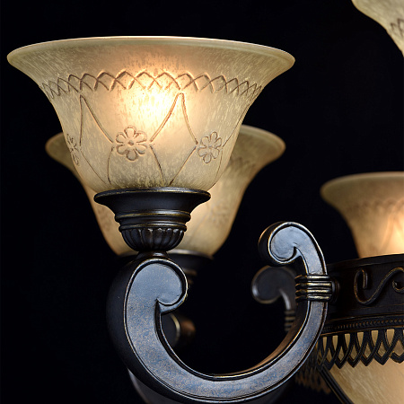 Люстра потолочная Chiaro Айвенго 382012812 Люстра потолочная Chiaro Айвенго 382012812