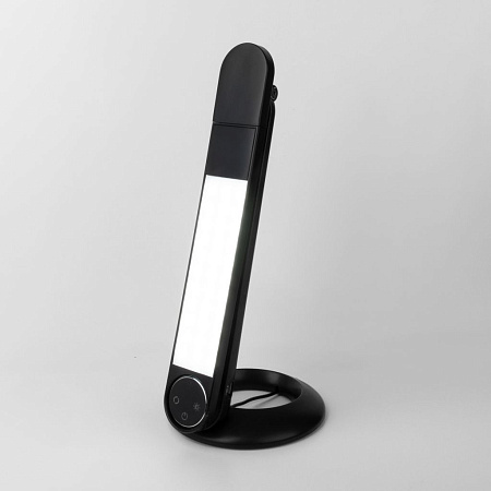 Настольная лампа Eurosvet Action 80428/1 черный a053233 Настольная лампа Eurosvet Action 80428/1 черный a053233