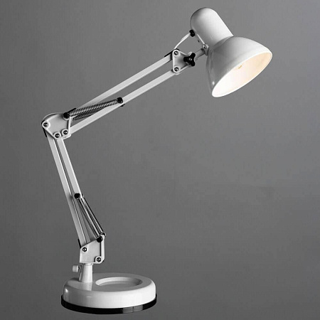 Настольная лампа Arte Lamp Junior A1330LT-1WH Настольная лампа Arte Lamp Junior A1330LT-1WH