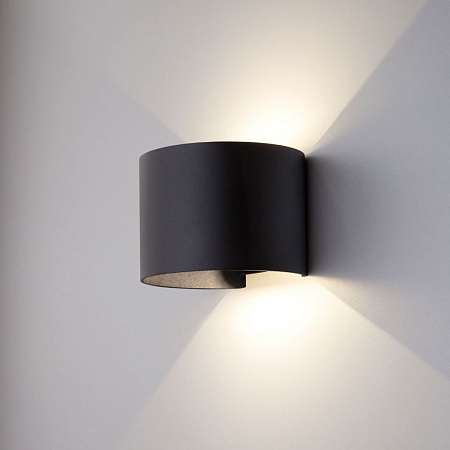 Уличный настенный светильник Elektrostandard Blade 1518 TECHNO LED черный a038828 Уличный настенный светильник Elektrostandard Blade 1518 TECHNO LED черный a038828