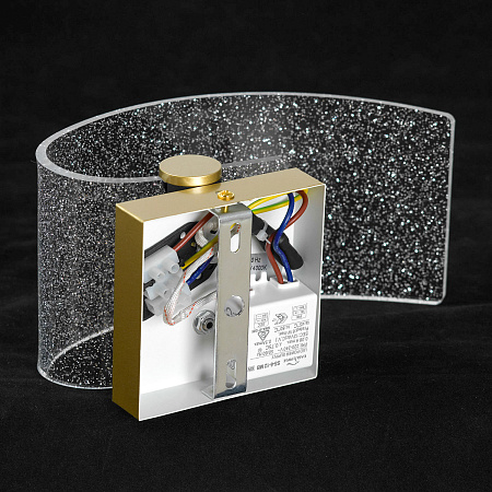 Светильник настенный светодиодный Lussole Calvert LSP-7371 Светильник настенный светодиодный Lussole Calvert LSP-7371