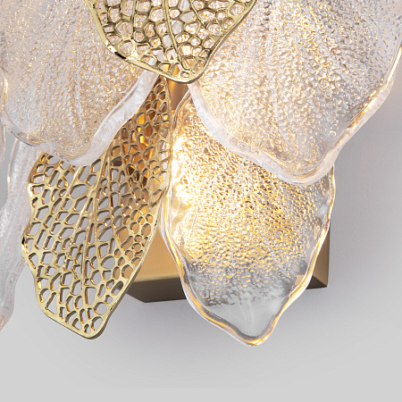 Светильник настенный Bogates Leaf 369/3 золото Светильник настенный Bogates Leaf 369/3 золото