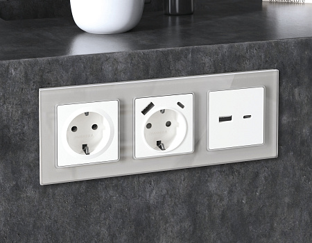 Лицевая панель для электрической розетки с/з QUANT Ambrella Volt ALFA AP1260 Лицевая панель для электрической розетки с/з QUANT Ambrella Volt ALFA AP1260