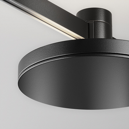 Трековый однофазный светодиодный светильник Maytoni Flarity Plato TR152-1-7W4K-B