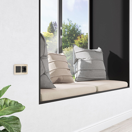 Перекрестный переключатель двухклавишный Werkel W1123006 (a058433) Перекрестный переключатель двухклавишный Werkel W1123006 (a058433)