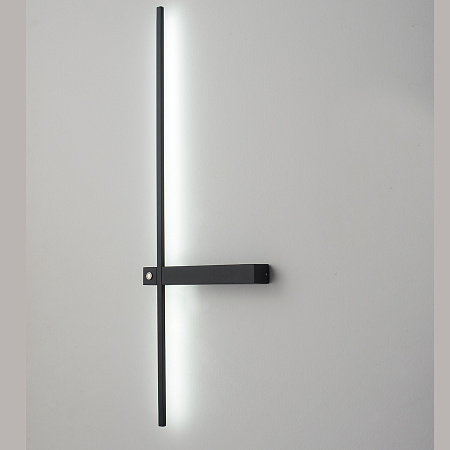 Светильник настенный светодиодный Crystal Lux CLT 077W700 BL Светильник настенный светодиодный Crystal Lux CLT 077W700 BL