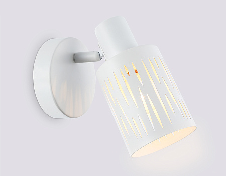 Спот Ambrella light TR8663