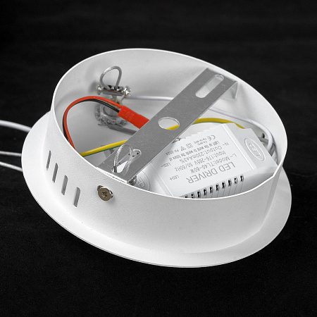 Светильник подвесной светодиодный Lussole CROOK LSP-7363 Светильник подвесной светодиодный Lussole CROOK LSP-7363