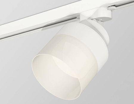Трековый светильник Ambrella light XT8101021