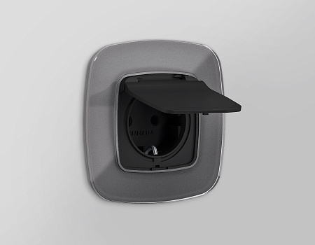 Лицевая панель для электрической розетки с заземлением со шторками и крышкой IP44 QUANT Ambrella Volt OMEGA OP8080 Лицевая панель для электрической розетки с заземлением со шторками и крышкой IP44 QUANT Ambrella Volt OMEGA OP8080