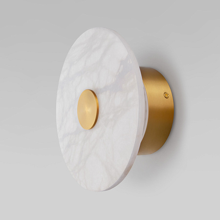 Светильник настенный светодиодный Eurosvet Thasos 40340 LED латунь (a066529) Светильник настенный светодиодный Eurosvet Thasos 40340 LED латунь (a066529)