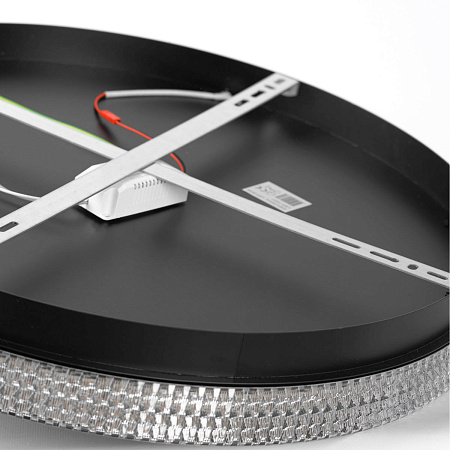 Светильник потолочный светодиодный Lussole SCREVEN LSP-7327 Светильник потолочный светодиодный Lussole SCREVEN LSP-7327