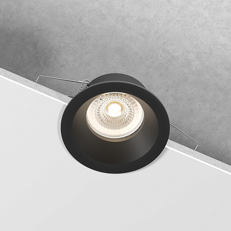 Светильник встраиваемый Elektrostandard Andi 25061/01 GU10 черный IP44 a070143 Светильник встраиваемый Elektrostandard Andi 25061/01 GU10 черный IP44 a070143