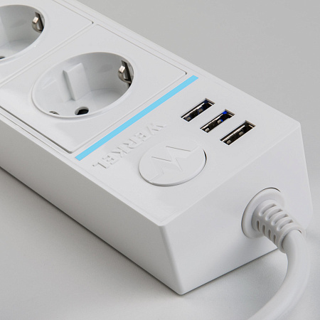 Розеточный блок 4-х местный + 3 USB Werkel WL20-04-03 белый a039974