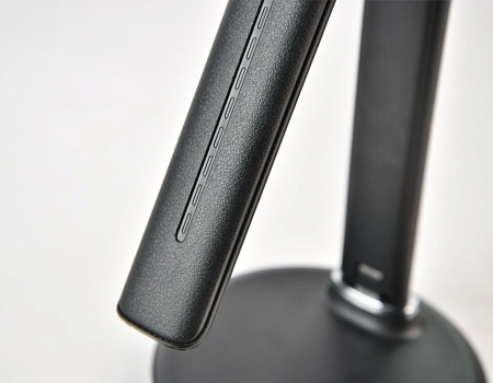 Настольная светодиодная лампа Ambrella Light Desk DE521 Настольная светодиодная лампа Ambrella Light Desk DE521