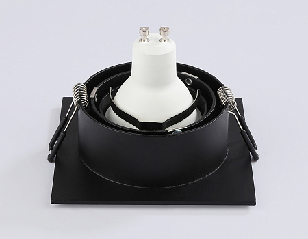 Светильник встраиваемый Ambrella light TN102758 Светильник встраиваемый Ambrella light TN102758