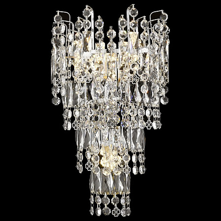 Светильник настенный Wertmark Marcella WE154.04.101