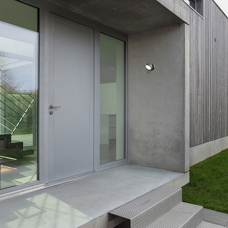 Уличный настенный светильник Mantra EVEREST 6506 Уличный настенный светильник Mantra EVEREST 6506