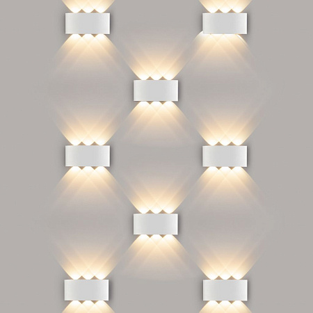 Уличный настенный светильник Elektrostandard 1551 TECHNO LED TWINKY TRIO белый a038420