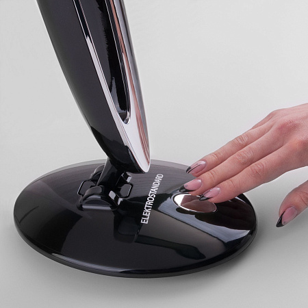 Настольная лампа светодиодная Elektrostandard Saturn черный (TL80930) a044008