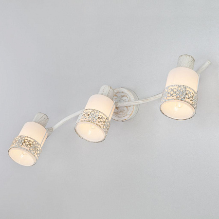 Спот Eurosvet Silvia 20025/3 белый с золотом 00000071469 Спот Eurosvet Silvia 20025/3 белый с золотом 00000071469