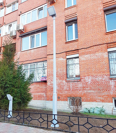 Парковый светильник FUMAGALLI EKTOR 4000/GIORGIO 4P2.372.G10.LYF1R