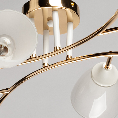 Люстра потолочная MW-Light Восторг 242018006 Люстра потолочная MW-Light Восторг 242018006