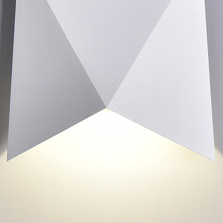 Уличный настенный светодиодный светильник Mantra TRIAX 6526 Уличный настенный светодиодный светильник Mantra TRIAX 6526