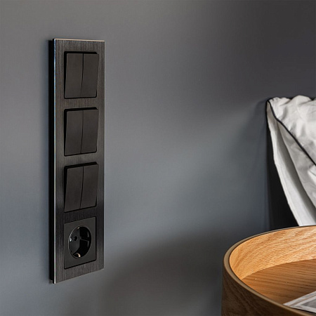 Рамка на 4 поста черная алюминиевая Werkel Aluminium W0041708 4690389158124 a050956 Рамка на 4 поста черная алюминиевая Werkel Aluminium W0041708 4690389158124 a050956