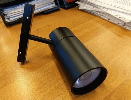 Трековый магнитный светодиодный светильник Vitaluce VT0200059-01