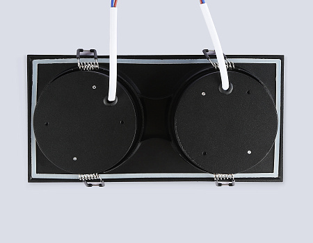 Светильник встраиваемый Ambrella light TN6661 Светильник встраиваемый Ambrella light TN6661