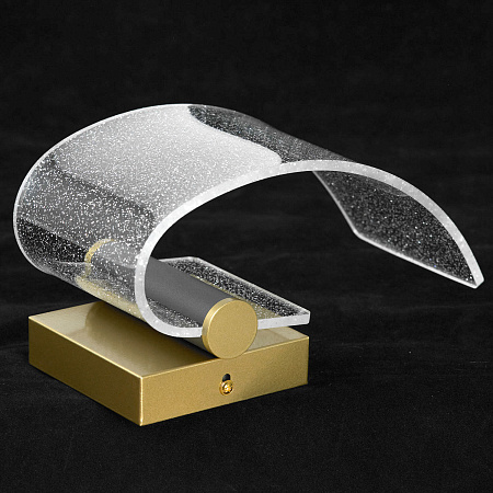 Светильник настенный светодиодный Lussole Calvert LSP-7371 Светильник настенный светодиодный Lussole Calvert LSP-7371