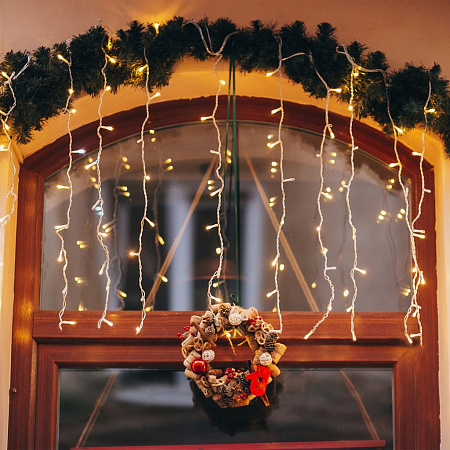 Гирлянда Eurosvet 200-001 200-001 белый 1,5*1м IP20 a044087 Гирлянда Eurosvet 200-001 200-001 белый 1,5*1м IP20 a044087