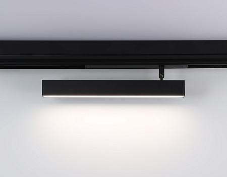 Трековый магнитный диммируемый светодиодный светильник Ambrella light Magnetic 220V GL1332 Трековый магнитный диммируемый светодиодный светильник Ambrella light Magnetic 220V GL1332