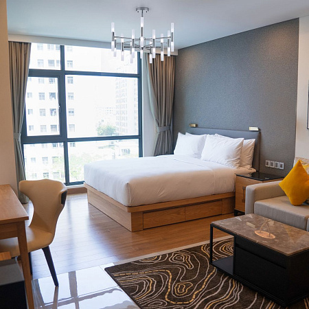 Люстра на штанге Bogates Bastone 345 Smart (549) Люстра на штанге Bogates Bastone 345 Smart (549)