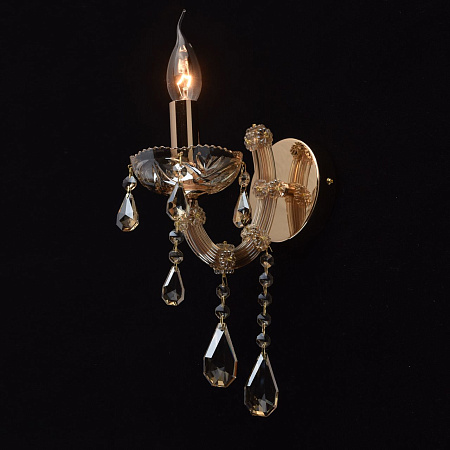 Бра Chiaro Одетта 405010101 Бра Chiaro Одетта 405010101