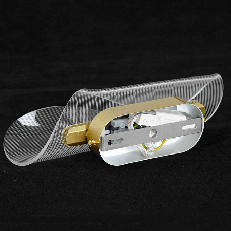 Светильник настенный светодиодный Lussole Calvert LSP-7372 Светильник настенный светодиодный Lussole Calvert LSP-7372